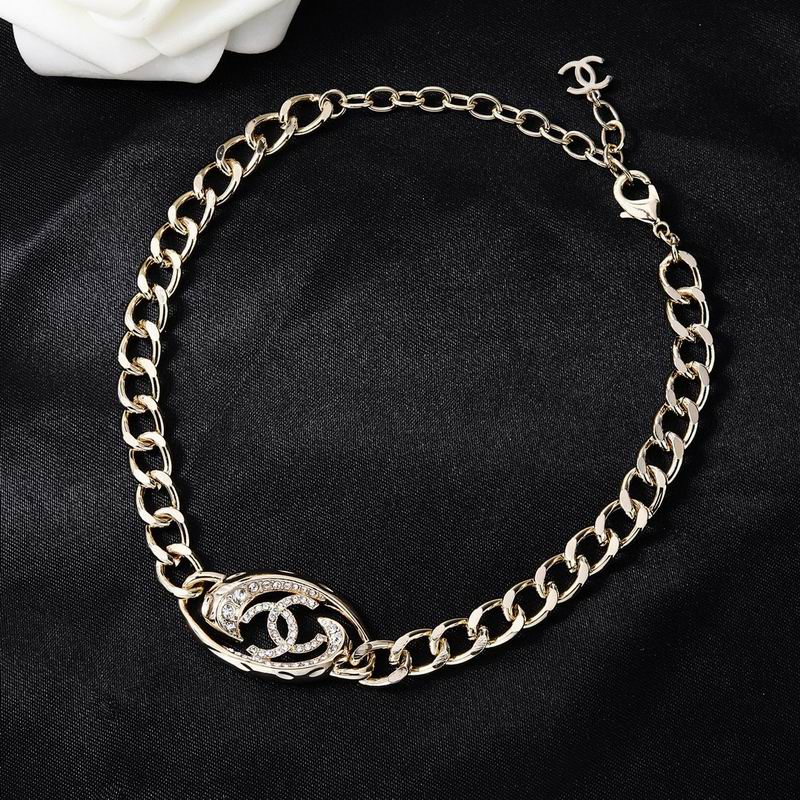 Chanel Necklace 03yxs301